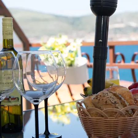 Апартаменты Beata Trogir-okrug *