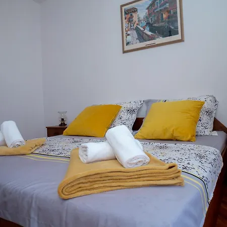Apartman Beata Trogir-okrug *