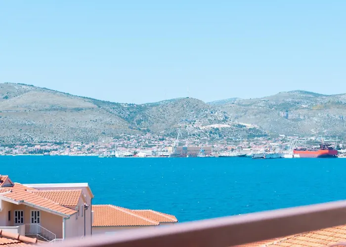 Beata Trogir-okrug Appartement *