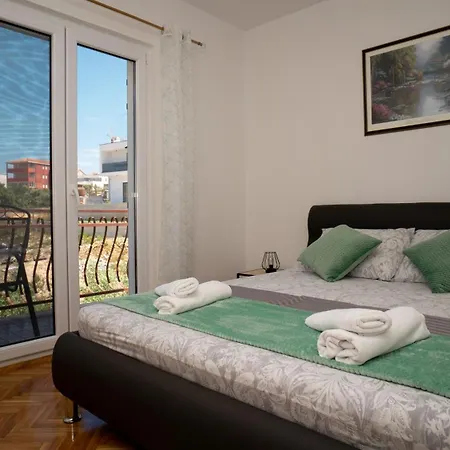 Apartment Beata Trogir-okrug *