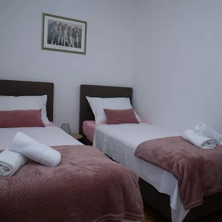 Beata Trogir-okrug Apartment